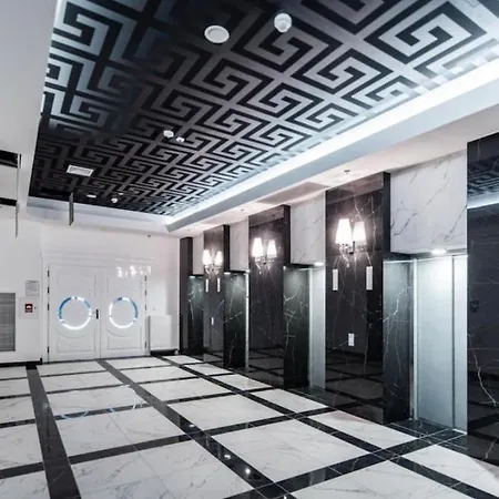 Hanza Tower White 24 Pool & Jacussi